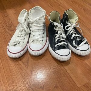 Girls converse size 2. Great condition. Both pars for $25